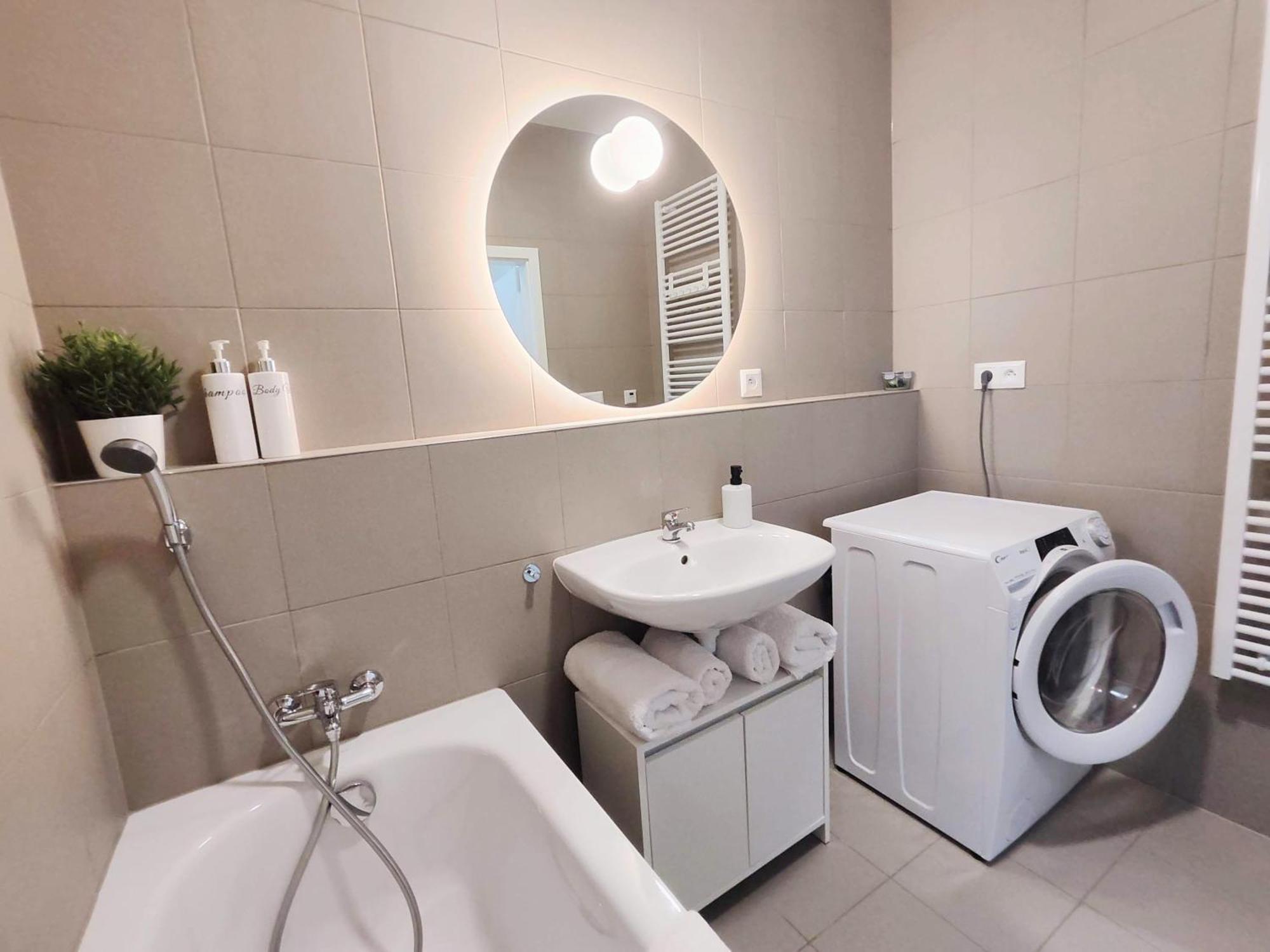 Cinnamon - Brand New - Presidential Garden - Air Conditioning - Free Parking Bratislava Dış mekan fotoğraf